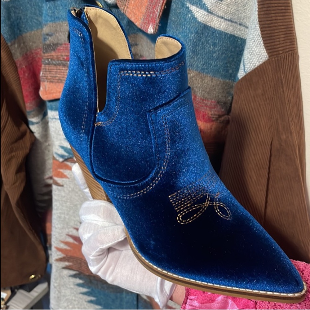 🎉❤️ Corkys Teal Velvet Boots Smoke Show Size 11 EUC - Picture 4 of 6